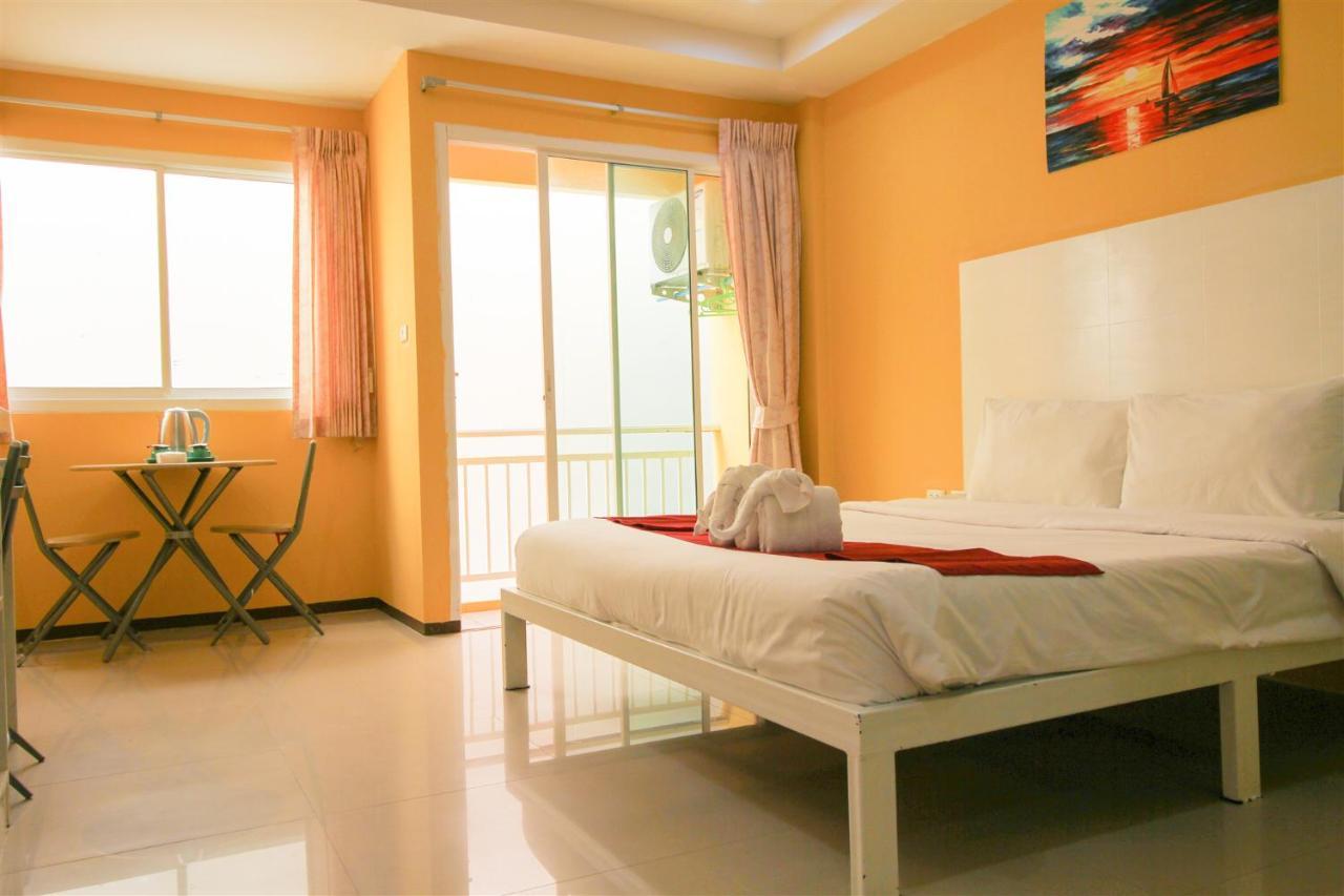 Guan Chao Yin Hotel Patong Esterno foto